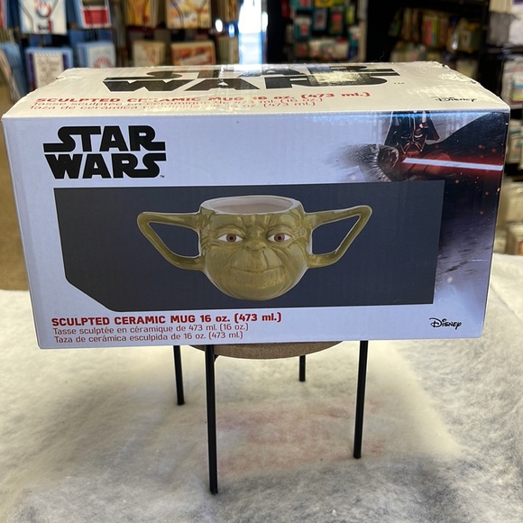 Star Wars sculpted ceramic YODA mug - Picture 6 of 9